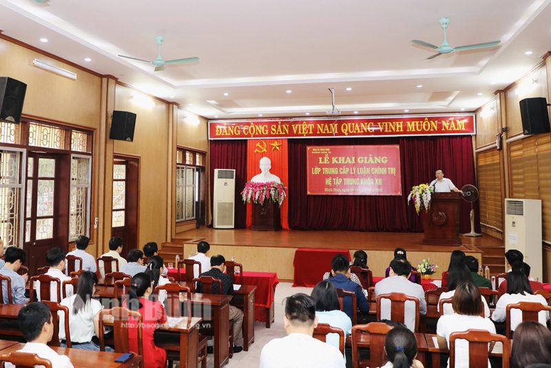 Phong thủy bàn thờ hợp mệnh