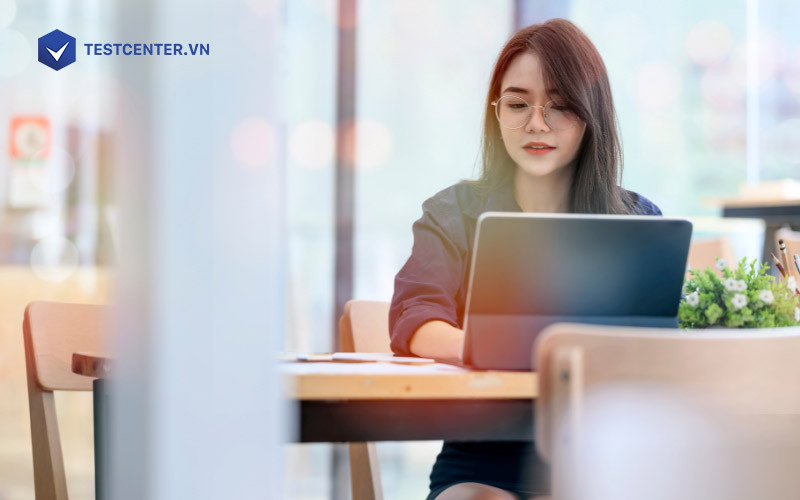Song Tử nổi bật với khả năng tư duy linh hoạt và giao tiếp khéo léo, phát triển trí tuệ qua thời gian