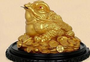 Tăng tài lộc với linh vật cóc 3 chân phong thủy