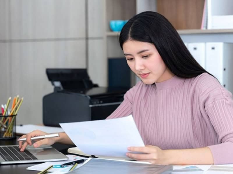 Tử Vi Tuổi Quý Hợi Năm 2026: Vận Trình Nữ Mạng Chi Tiết