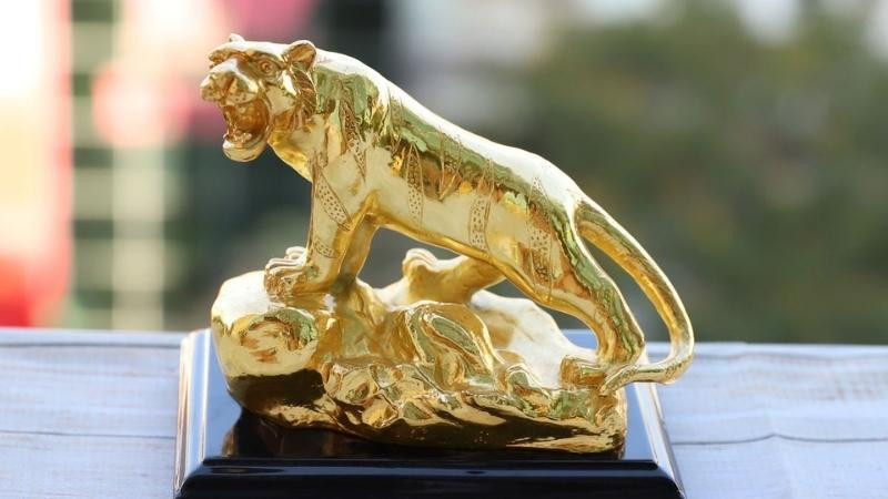 Tượng Hổ Phong Thủy trấn trạch cho người sinh năm 2002 Nhâm Ngọ
