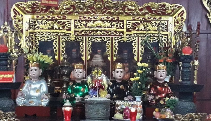 Tượng Tứ vị Thánh Nương uy nghiêm tại đền Cờn