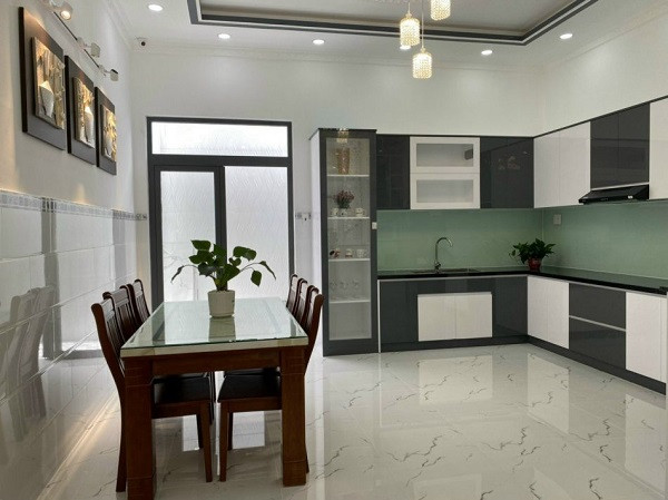 Vị trí đặt bếp hướng Tây Nam, Tây Bắc, Tây, Đông Bắc cho gia chủ nam Tân Dậu 1981
