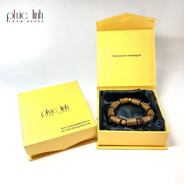 Vòng trầm hương Phúc Tử Vi mang lại bình an và may mắn
