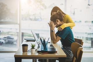 Xem tử vi chuẩn hàng ngày để đối phó với khó khăn